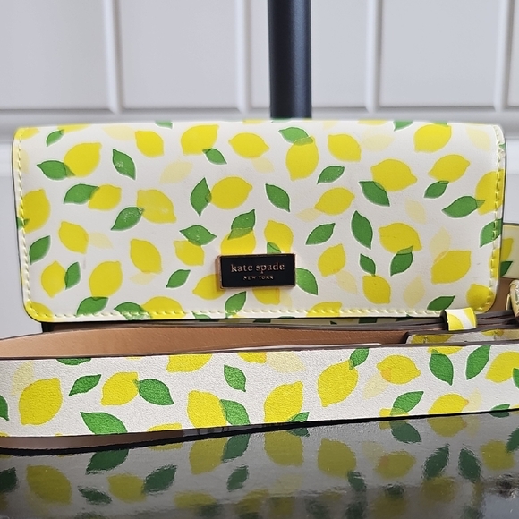 kate spade Handbags - Kate Spade NWT  Lemon Print Crossbody Bag Belt Bag- White, Yellow, Green